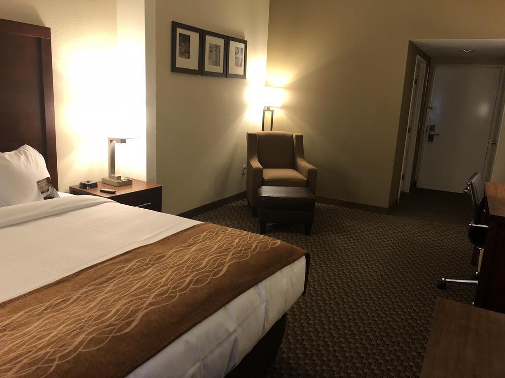 Comfort Inn & Suites Sw Houston Sugarland Екстер'єр фото